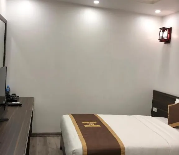 Helen 4* Hạ Long
