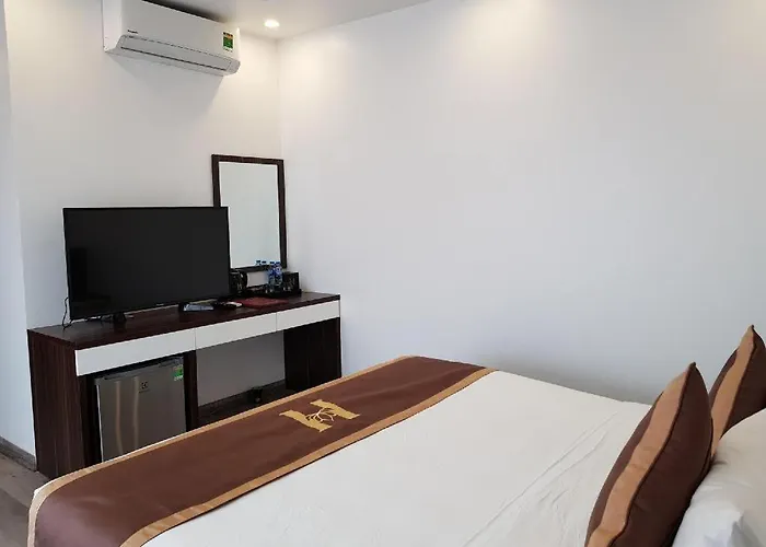 Hotel Helen Hạ Long