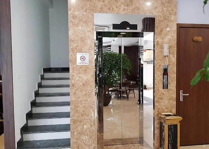 Helen 4* Hạ Long